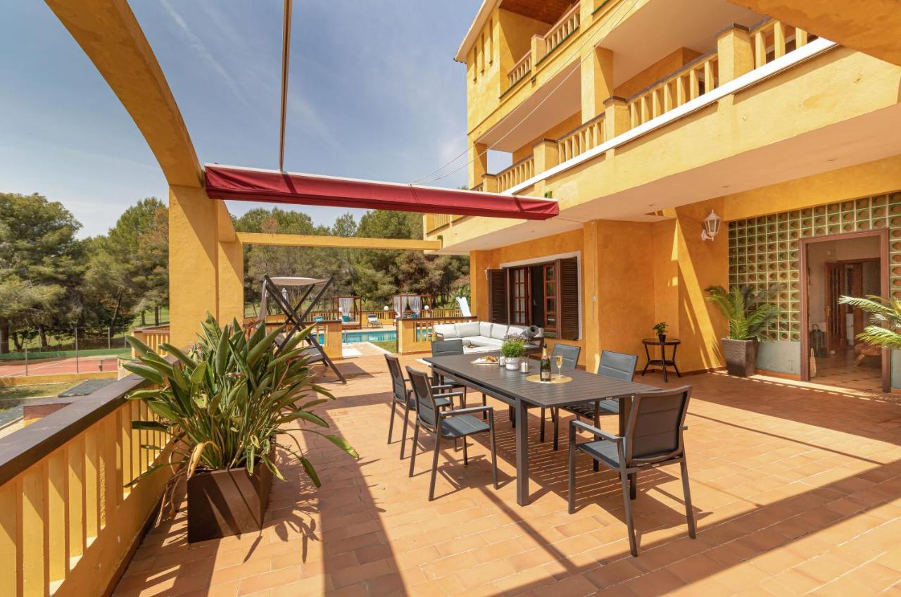 Villa Golf Sitges Vilanova i la Geltrú Dış mekan fotoğraf