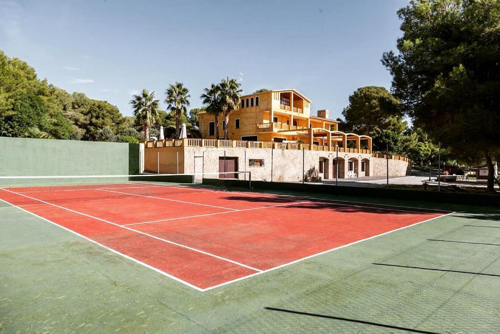 Villa Golf Sitges Vilanova i la Geltrú Dış mekan fotoğraf