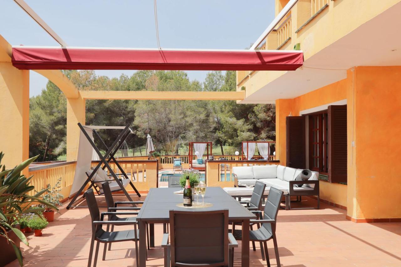 Villa Golf Sitges Vilanova i la Geltrú Dış mekan fotoğraf