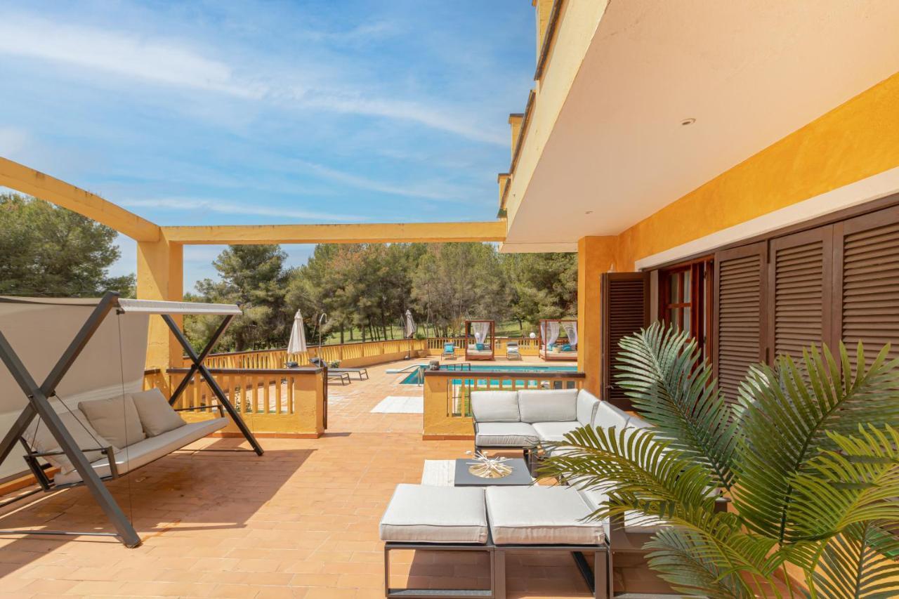 Villa Golf Sitges Vilanova i la Geltrú Dış mekan fotoğraf